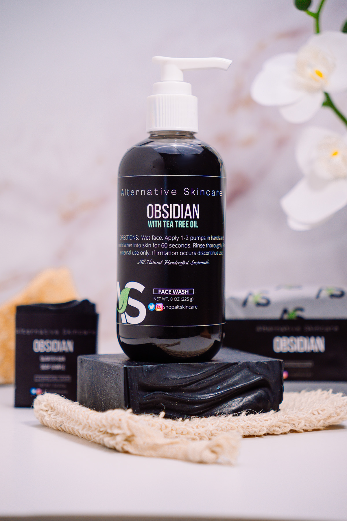 Alternative Skincare Obsidian Face Wash, 8oz - Image 2
